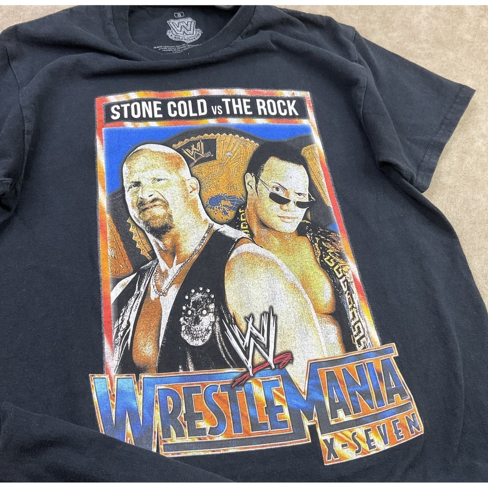 WWE Legends Stone Cold vs The Rock T-Shirt Sz S Wrestlemania Graphic Tee Black